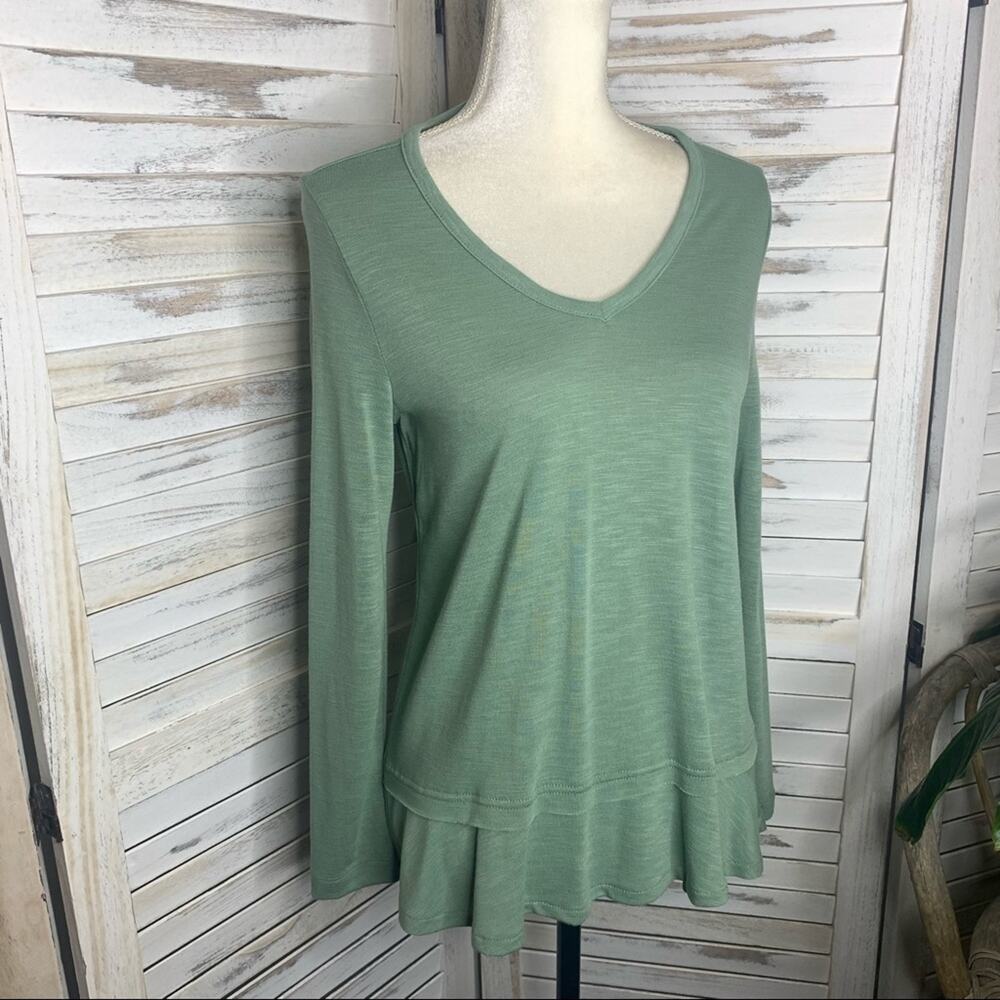 J. CREW MERCANTILE Small V Neck Lightweight Sweater Top Ruffle Hem Light Green - Picture 9 of 11